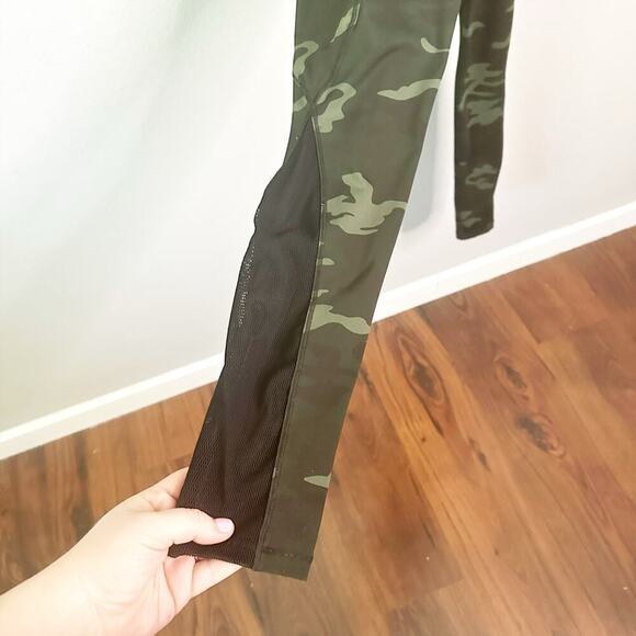 Good American Size 4 Green Camo Jumpsuit - The Curve Sculpt women’s size XL - Picture 7 of 11